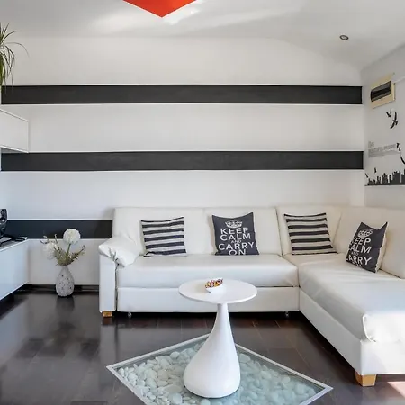 Elizabeta Apartment